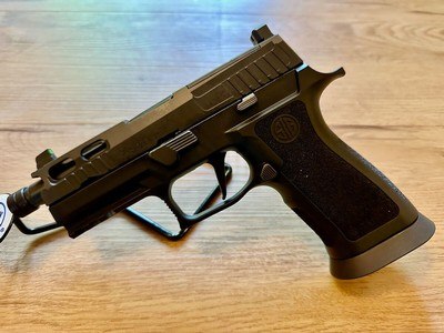 Sig Sauer LE P320 X Carry Tactical Package | 9mm | FDE + Black Grip Bundle | 2 Magpul AMAGs - Image 6 of 8