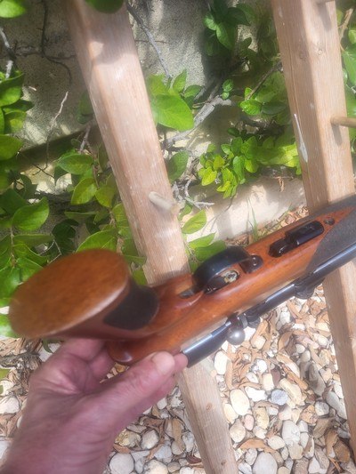 Anschutz 22lr Exemplar with Weaver T16 and case - Image 5 of 10