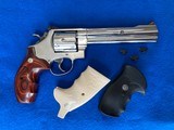 Smith & Wesson 629-4
Mirror Finish, 44 Magnum, RR WO, 6.5”, Exclusive Custom Shop 1 of 650 - 1 of 15