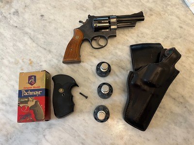 Smith & Wesson Model 28-2 in .357 Magnum with 4 inch barrel - very good condition - Image 1 of 15