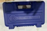 Smith & Wesson M&P 40 Shield Pistol - Image 5 of 6