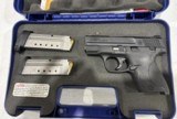 Smith & Wesson M&P 40 Shield Pistol - Image 4 of 6
