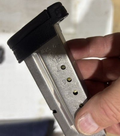 Smith & Wesson M&P 40 Shield Pistol - Image 3 of 6