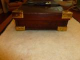 Vintage English Oak And Leather Shotgun Case - 5 of 9