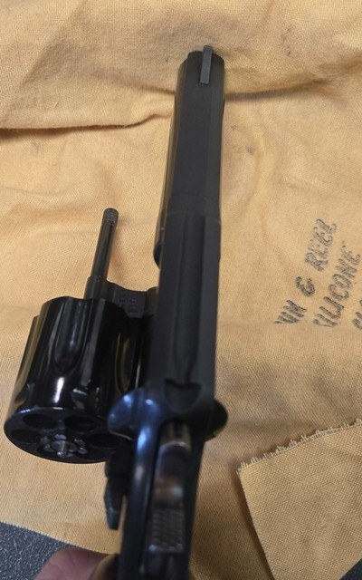 Smith & Wesson Model 10 38 special - Image 15 of 15