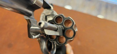 Smith & Wesson 657-2 Performance Center Classic Series - Image 10 of 13