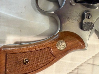 Smith & Wesson - Image 11 of 13