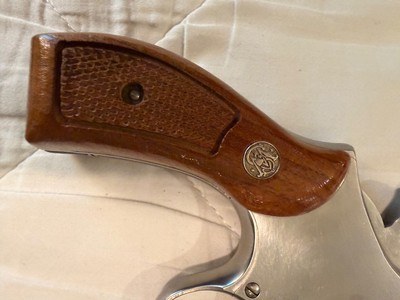 Smith & Wesson - Image 10 of 13