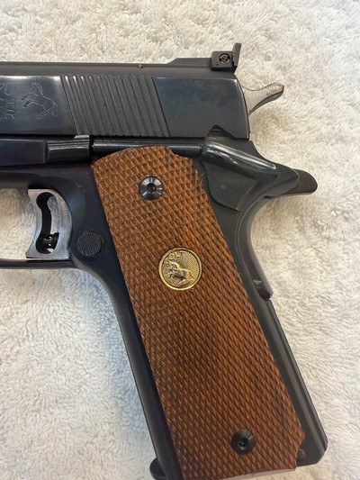 Colt Gold Cup National Match Mark IV Series 70 - Image 3 of 14