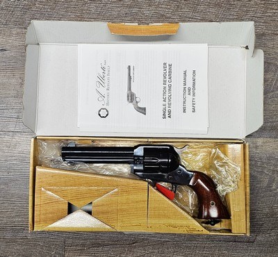 Cimarron 1890 Outlaw 44WCF Revolver