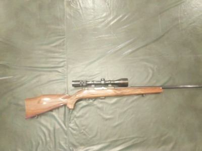 Weatherby Mark XXII 22LR Semi-Auto Made in Italy by Beretta Four Digit Serial Number - Image 8 of 15