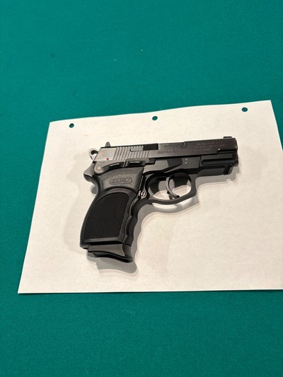 Bersa Thunder Ultra Compact Pro .40 cal - Image 2 of 7