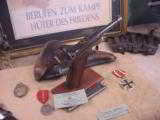 LUGER MODEL 41-42 9MM GERMAN WWII MILITARY PISTOL,
MANUF. MAUSER
- 3 of 13