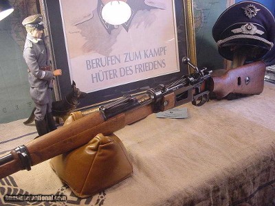 ERMA ERFURT 1937 CUT AWAY WWII TRAINING RIFLE 