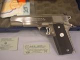 COLT GOLD CUP NATIONAL MATCH
STAINLESS STEEL 45 ACP
- 1 of 13