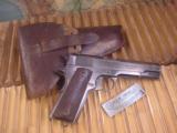 COLT 1911 .45 ACP CANADIAN MILITARY ISSUE
IN WW I
RIG - 2 of 7