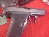 HECKLER & KOCH P7 E MODEL
9 MM STERLING VA - 12 of 20