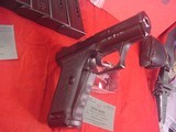 HECKLER & KOCH P7 M13
9 MM - 9 of 19