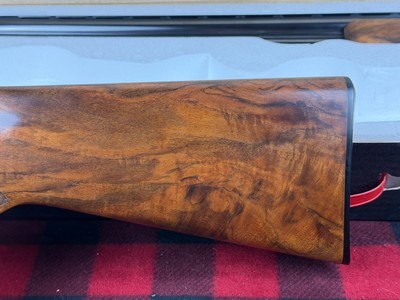 Browning B25B2G Skeet NOS NIB Signed Engraving by C. Perfido - Image 6 of 15