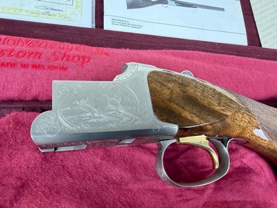 New in Case, NOS Browning B125 hand engraved by J.M.Debrus - Image 1 of 15