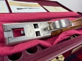 New in Case, NOS Browning B125 hand engraved by J.M.Debrus - Image 3 of 15