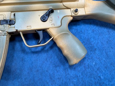 Excellent Pre-ban HK93 Desert Camo - Image 4 of 20