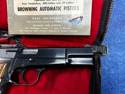 FN Browning Belgium T Series Hi-Power TANGENT with pouch and manual C&R - Image 4 of 10