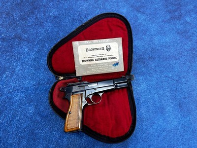 FN Browning Belgium T Series Hi-Power TANGENT with pouch and manual C&R - Image 1 of 10