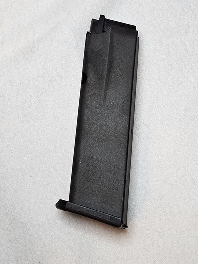 New Old Stock (NOS) Browning Factory BDM 9mm 15-Round Magazine - L.E. Marked, ORIGINAL Package - Image 3 of 10