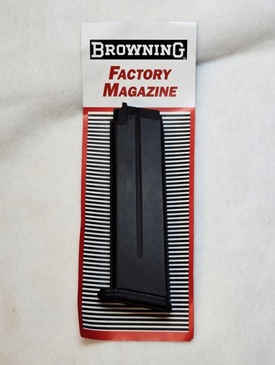 New Old Stock (NOS) Browning Factory BDM 9mm 15 Round MagazineL.E. Marked, ORIGINAL Package