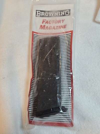 New Old Stock (NOS) Browning Factory BDM 9mm 15-Round Magazine - L.E. Marked, ORIGINAL Package - Image 9 of 10