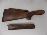 Beretta
DT11 LEFT HAND woodset - 3 of 5