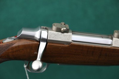Browning A-Bolt White Gold Medallion 300 Win Mag 26