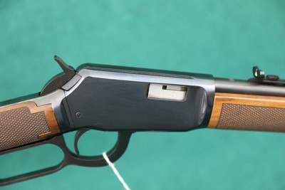 Winchester 9422 22lr in box high condition - Image 3 of 12