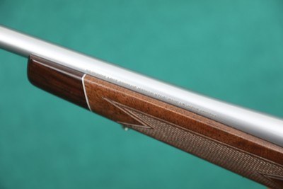 Browning X-Bolt White Gold Medallion 300 Win Mag unfired minty - Image 7 of 12