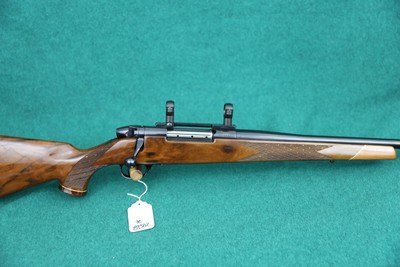 Weatherby Mark V 300 WBY 26 - Image 1 of 11