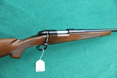 Winchester model 70 Sporter Varmint 22-250 high condition - Image 1 of 10
