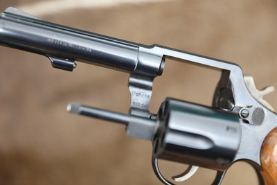 Smith and Wesson S&W 547 9mm revolver high condition - Image 8 of 9
