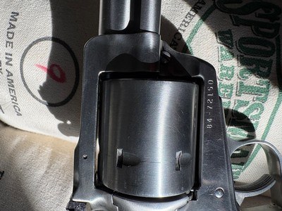 1982 Ruger Super Blackhawk .44 Magnum Stainless 10.5” Barrel – Excellent – Leather Holster - Image 2 of 14