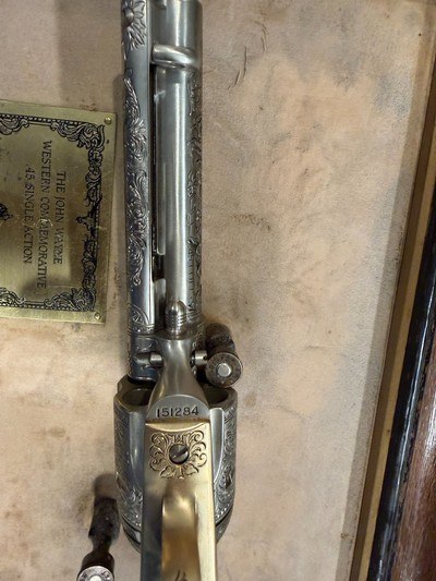 John Wayne Western Commemorative .45 Single Action Replica - Franklin Mint Shadowbox Dixplay - Image 5 of 6