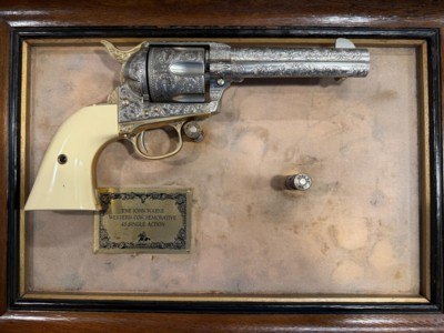 John Wayne Western Commemorative .45 Single Action Replica - Franklin Mint Shadowbox Dixplay - Image 2 of 6