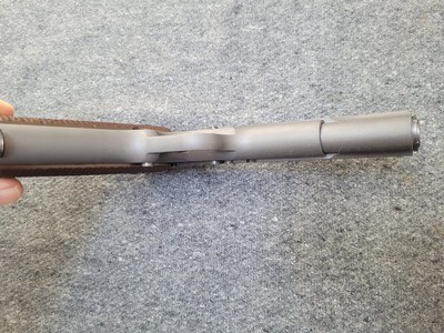 Colt 1911A1 - Image 5 of 11