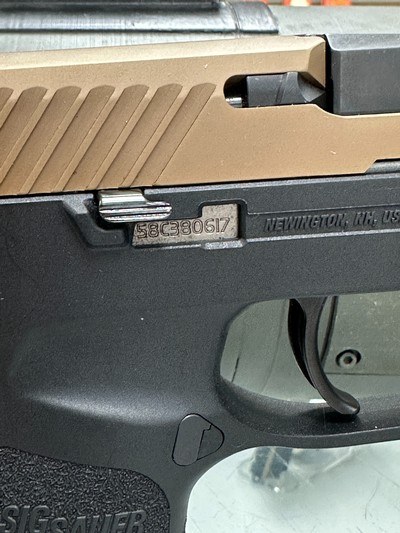 Sig Sauer P320C 9mm - Image 5 of 5