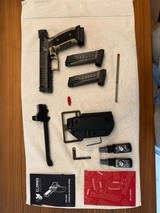 Laugo Arms Alien Signature Edition #125/500 - Full Kit - 9mm - Image 3 of 15
