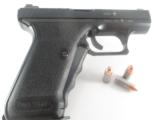 Unfired HECKLER & KOCH P7 M13 squeeze cocking 9mm Para semi-auto pistol - 4 of 15