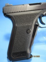 Excellent Heckler & Koch P7 M13 9mm Para in like new condition - 8 of 14