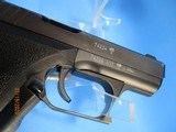 Excellent Heckler & Koch P7 M13 9mm Para in like new condition - 12 of 14