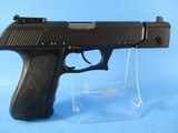 Rare, like new HECKLER & KOCH P9S "Sport Group I" 9mm Para, 5.5" Barrel w. Weight, 2 xtra Mags, in Walnut Burl carrying case - 7 of 15