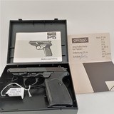 Like-new WALTHER P5 semi-auto pistol, 9mm, w factory case, test target, manual - 13 of 14