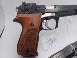 Very rare, in mint condition 9mm WALTHER P88 “Champion” Target Pistol with .22LR Conversion System - 9 of 12